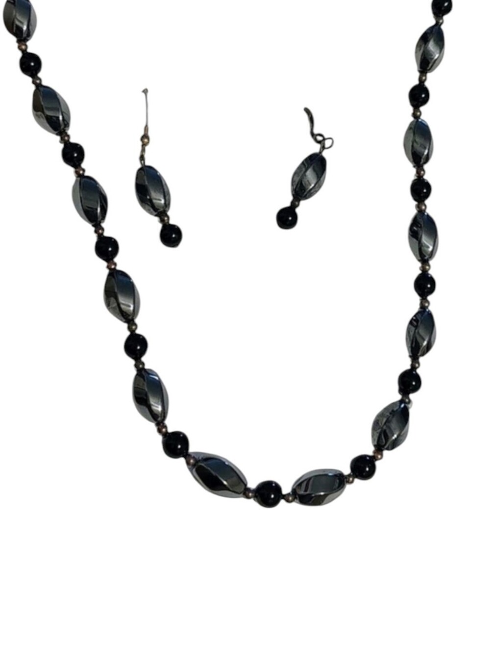 Elegant Black Necklace and Earrings Set